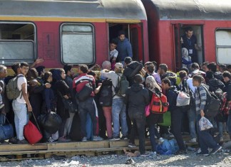 Kako Makedonci profitiraju na patnjama izbjeglica: Pet puta skuplje karte na ruti izbjeglica Izbjeglice u Gevgeliji