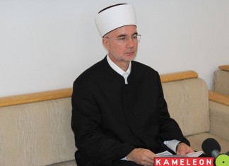 Američka ambasadorica nadgleda proces zatvaranja mesdzida, posjetila tuzlanskog muftiju Tuzlanski muftija Fazlović