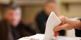 Nenadmašan govor o koristima i štetama glasanja i ulaska u parlament Glasanje