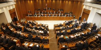 Da li se tekfire parlamentarci koji se pripisuju islamskim džematima? parlament
