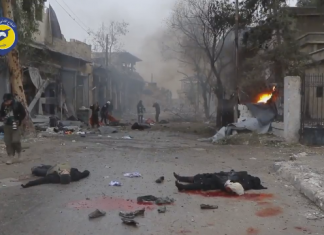 Stravične slike iz opkoljenog Halepa: Rusko-šiitske zvijeri danas bombardovale kolonu izbjeglica (VIDEO) Prizor nakon današnjih rusko-šiitskih terorističkih napada nakolonu izbjeglica