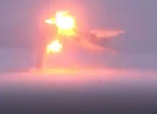 Pogledajte momenat kada se ruski strateški bombarder raspolutio i eksplodirao