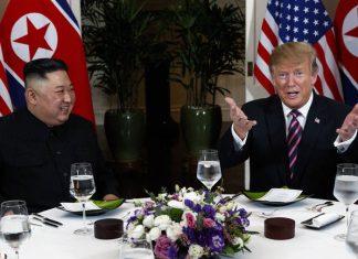 Sastali se Kim i Trump u Vijetnamu Trump i Kim