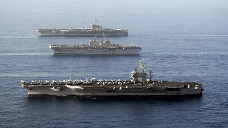 Američki nosači USS Nimitz (CVN 68), USS Bonhomme Richard (LHD 6) and USS John C. Stennis (CVN 74)