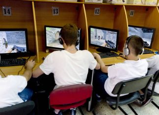 UNICEF: Svaka treća mlada osoba žrtva internetskog nasilja Djeca na internetu