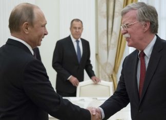 Mediji: Bolton dao dozvolu Haftaru da napadne Tripoli Bolton i Putin