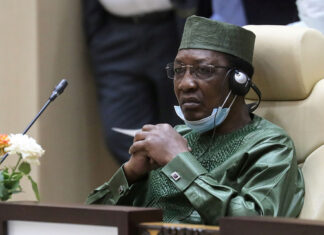 Predsjednik Čada i francuski saveznik u borbi protiv islama poginuo na frontu Chad President Idriss Deby at the G5 Sahel summit in Nouakchott, Mauritania