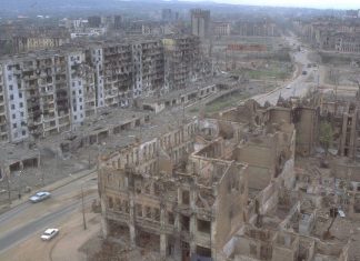 Čečeni ne žele ubijati za Rusiju: Kadirov čuva poziciju i bogatstvo Čečenija je proglasila nezavisnost od Sovjetske Unije 1991. godine, a Rusi su je napali 1994. Bombardovanje Groznog od strane Rusije je bilo je razorno