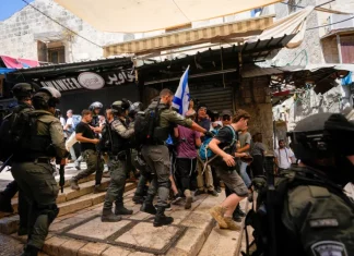 Haaretz: Počelo je odbrojavanje do kolapsa Izraela