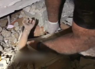 Video: Spašavanje djevojčice ispod ruševina u gradu Gazi