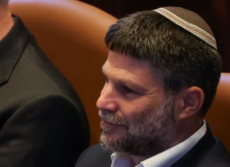 Izraelski ministar tvrdi da imaju “zeleno svjetlo” SAD-a da Gazu pretvore u “odmaralište”