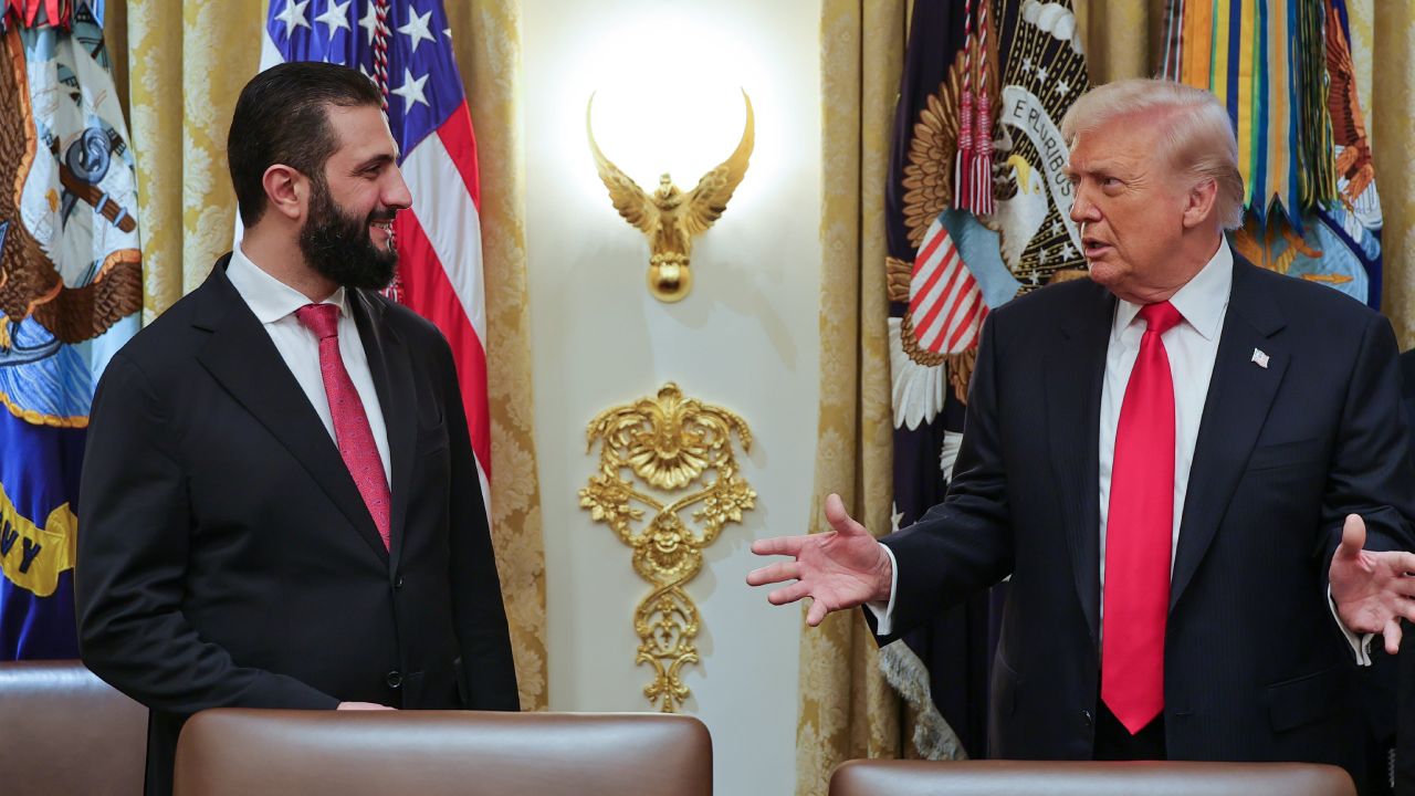 Trump-Shara1211